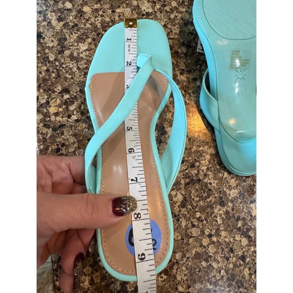 BCBGeneration Tabina Aqua Blue Thong Heel Sandals Size 6.5M - Picture 12 of 12